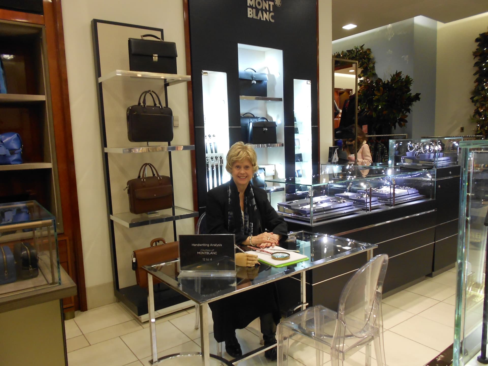 Paula Roberts analysing handwriting for Montblanc